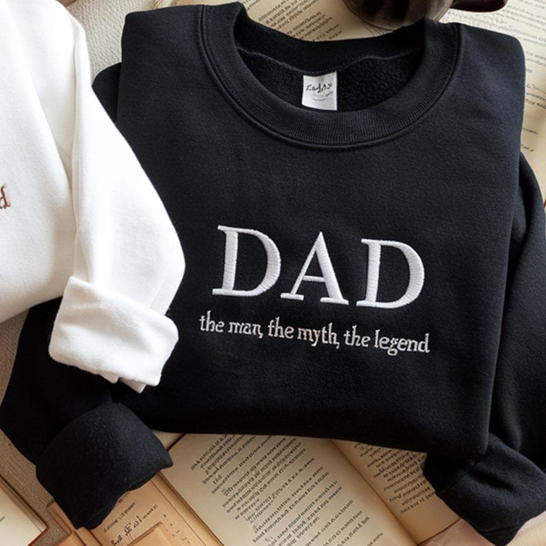 Merry Sweatshirt – Festive & Stylish Holiday Outfit