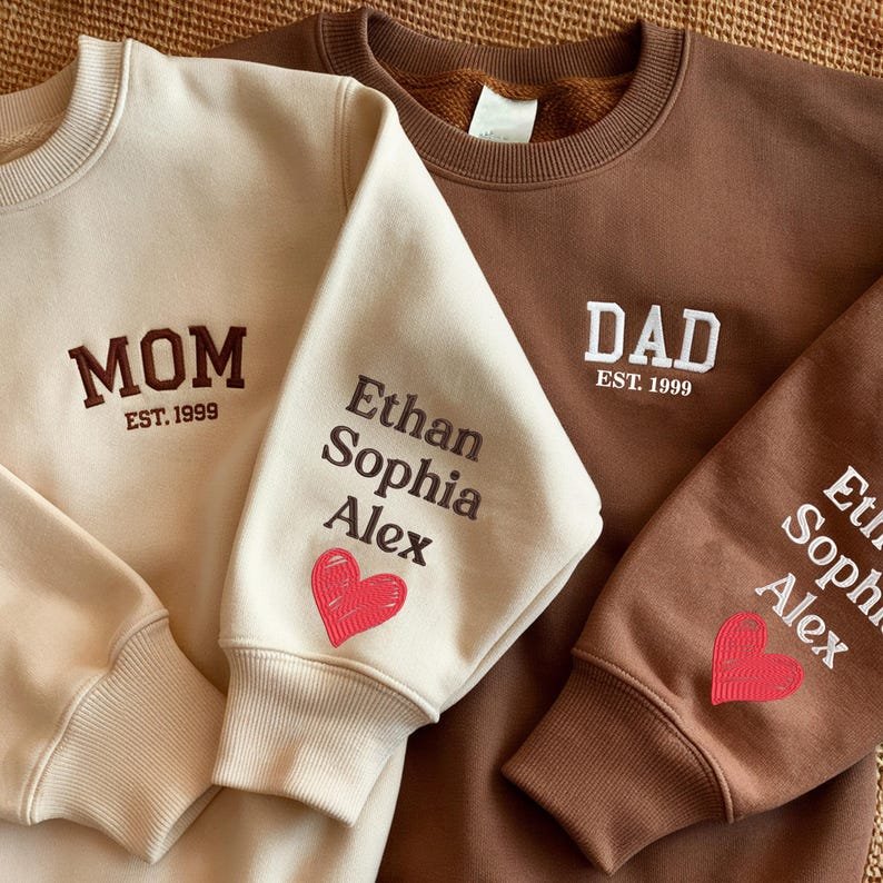 Merry Sweatshirt – Cozy, Festive & Stylish Holiday Outfit